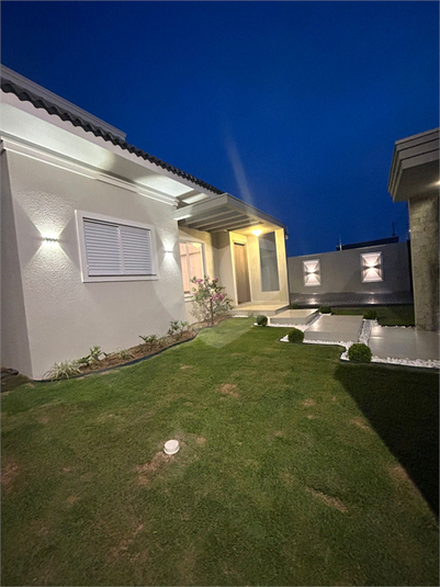 Foto REO1132533