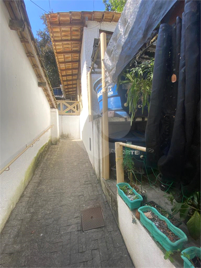 Foto REO1132535
