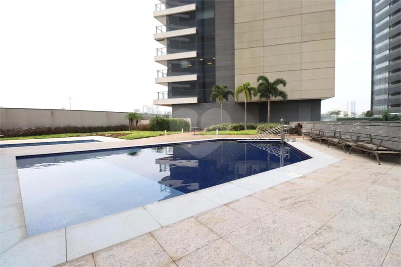 Foto REO1132536
