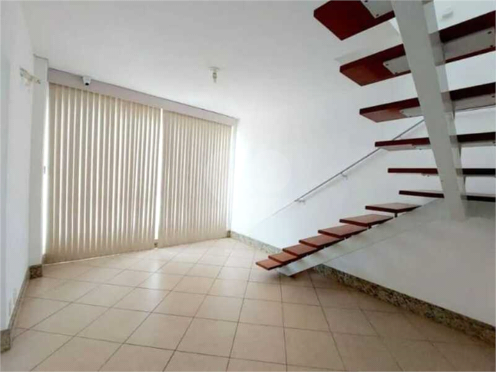 Foto REO1132566