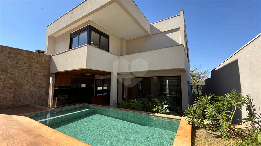 Foto REO1132572