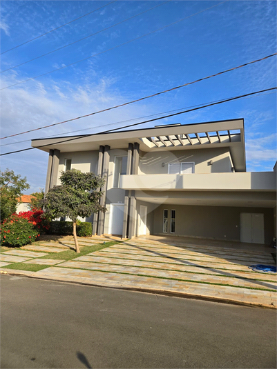 Foto REO1132609