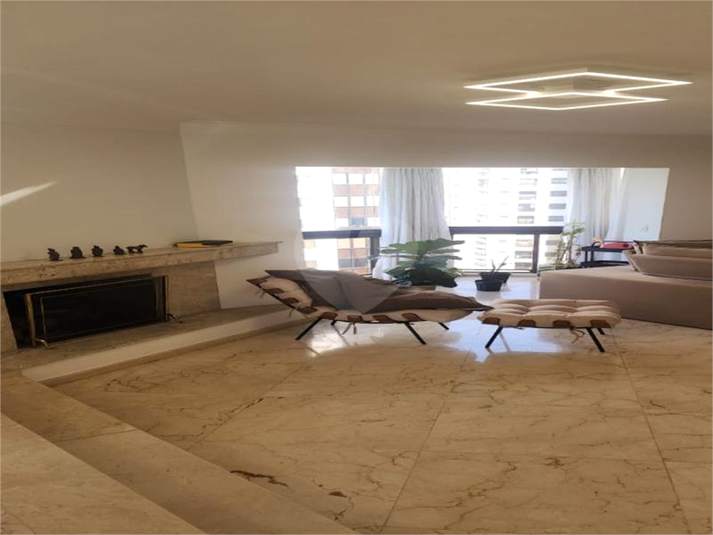 Foto REO1132624