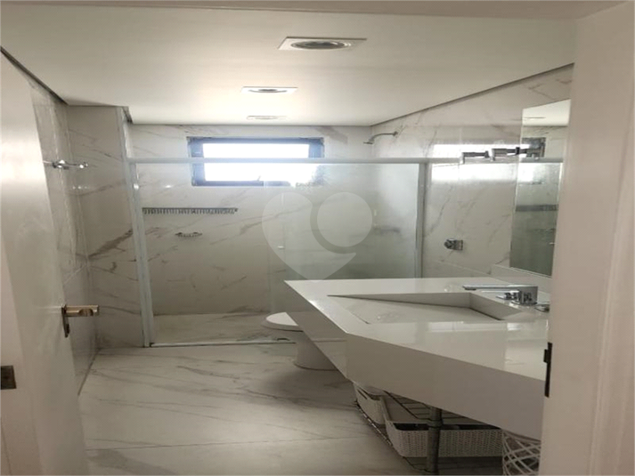 Foto REO1132624