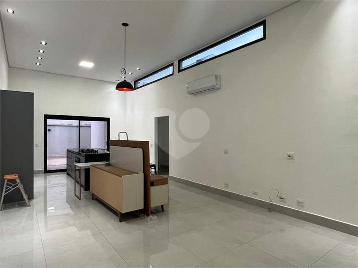 Foto REO1132626