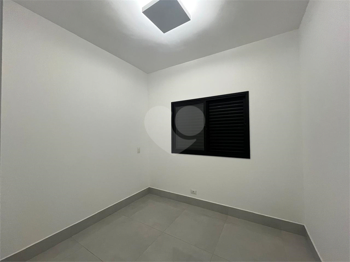 Foto REO1132626