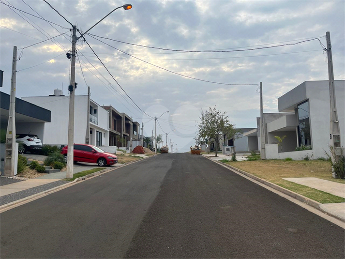 Foto REO1132626