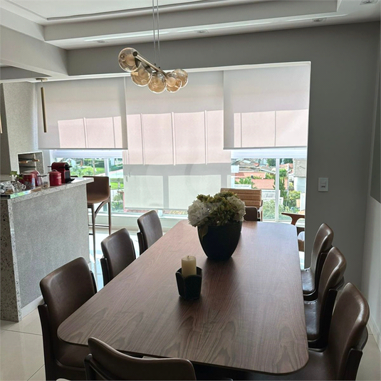 Foto REO1132638