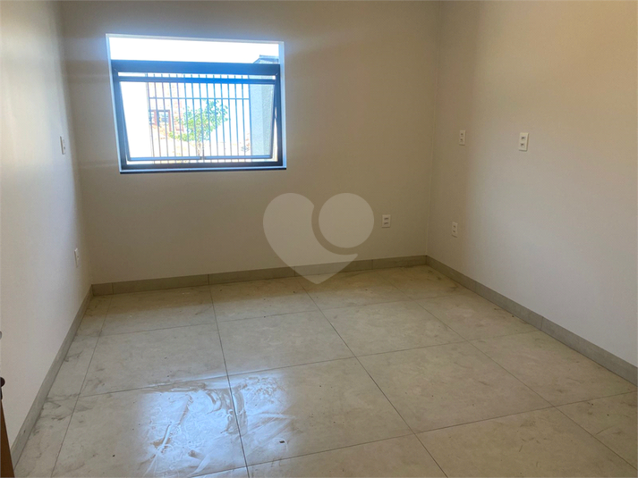 Foto REO1132641