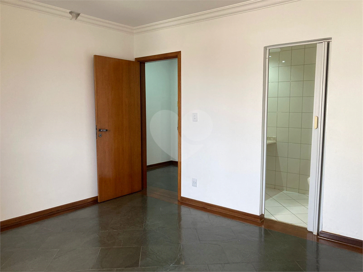 Foto REO1132650