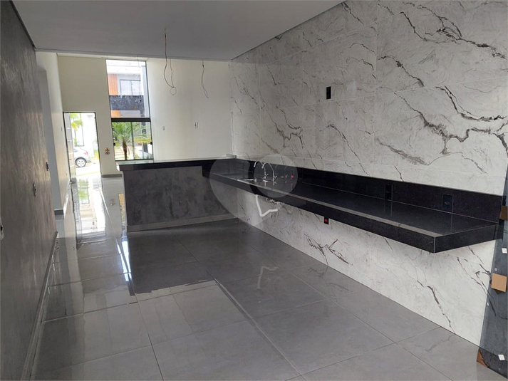 Foto REO1132669