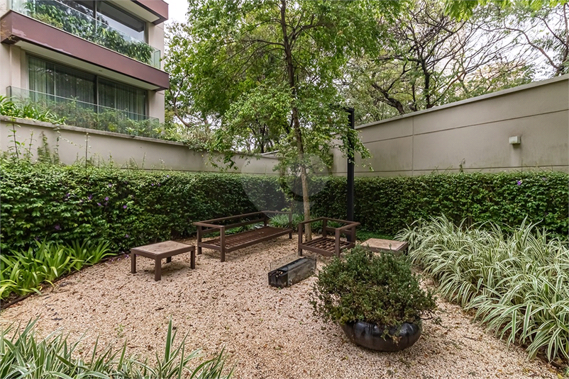 Foto REO1132677