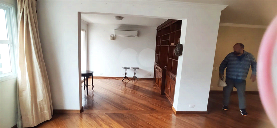 Foto REO1132681