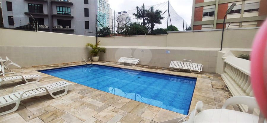 Foto REO1132681