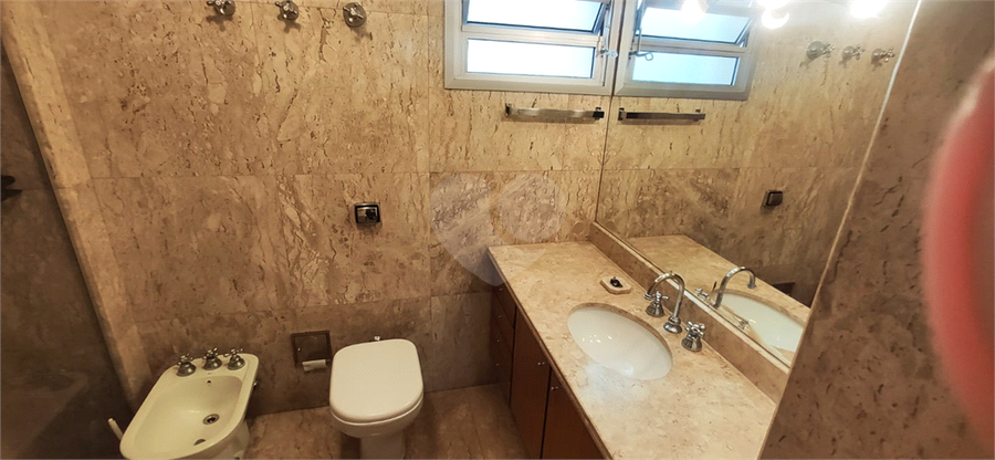 Foto REO1132681