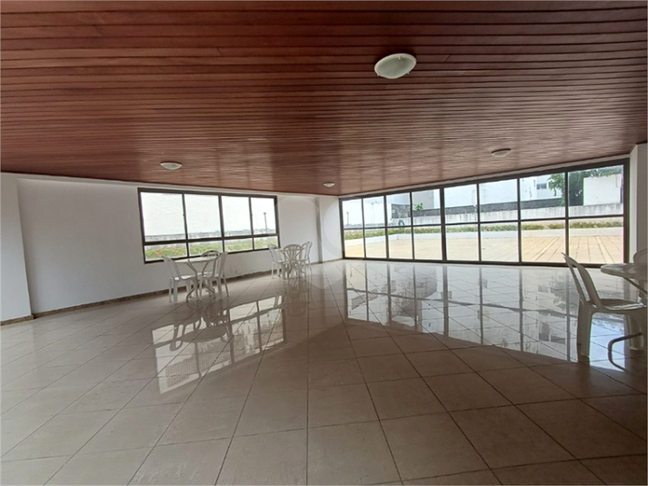 Foto REO1132733
