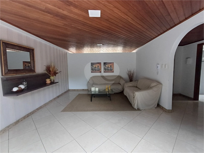 Foto REO1132733