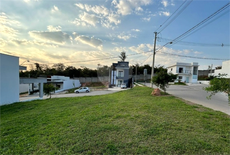 Foto REO1132738