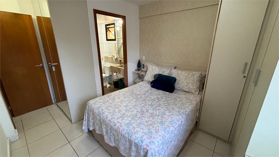 Foto REO1132757