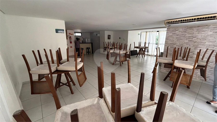 Foto REO1132757