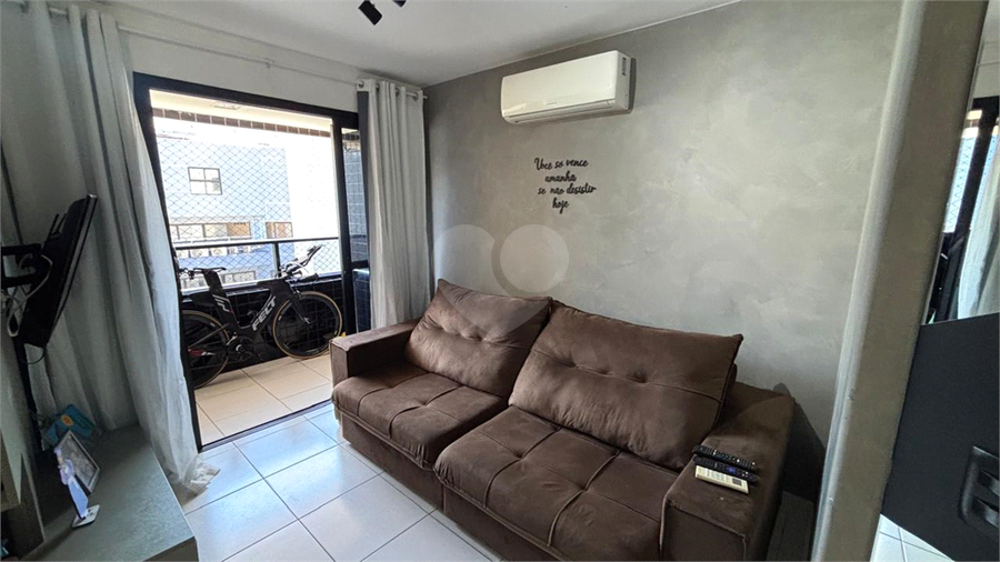 Foto REO1132757