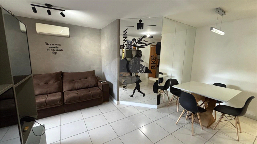 Foto REO1132757