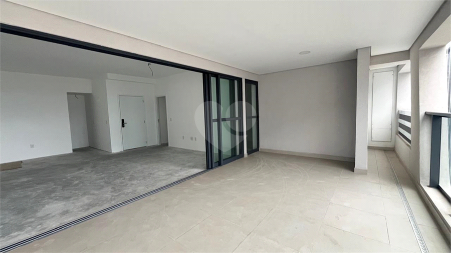 Foto REO1132779