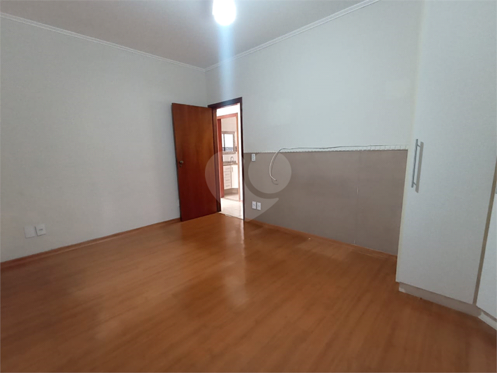 Foto REO1132787