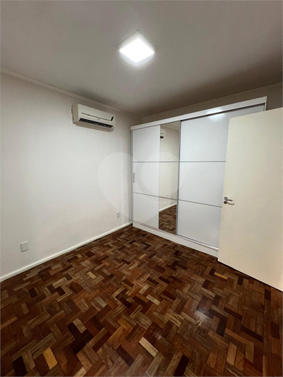 Foto REO1132843