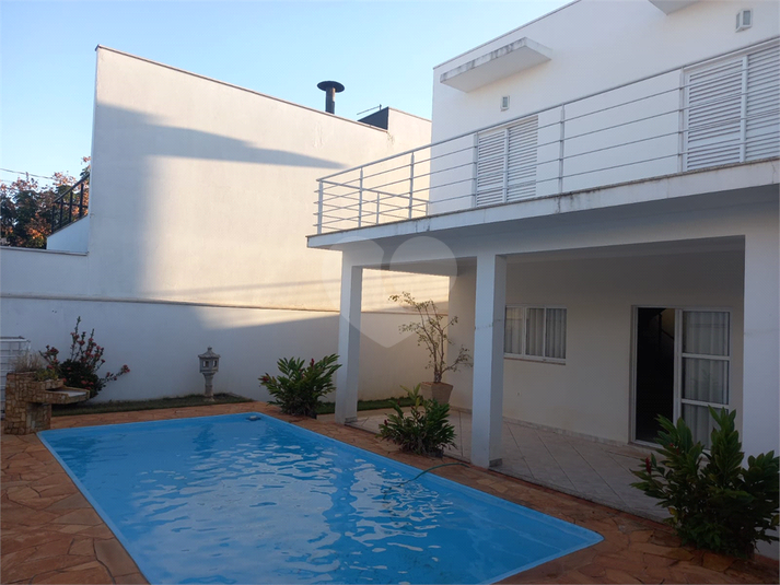 Foto REO1132845