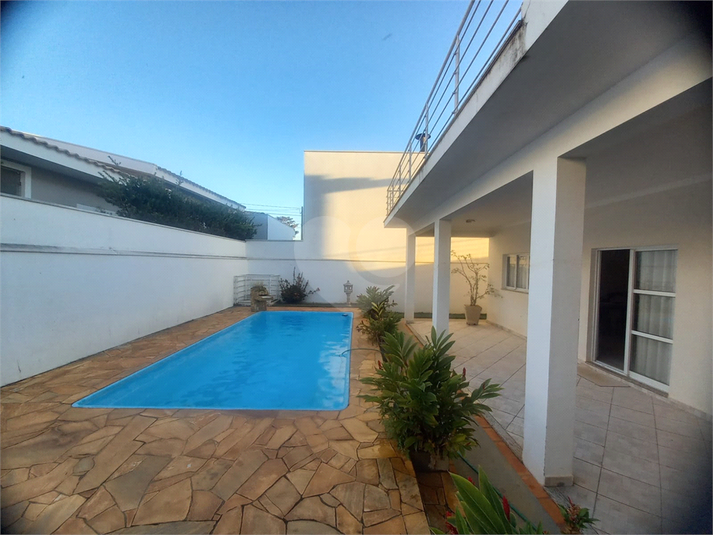 Foto REO1132845