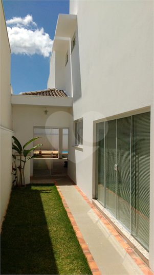 Foto REO1132845