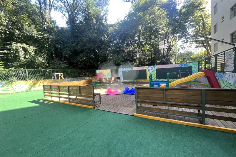 Foto REO1132863