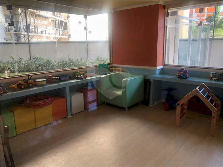 Foto REO1132901