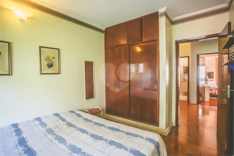 Foto REO1132902