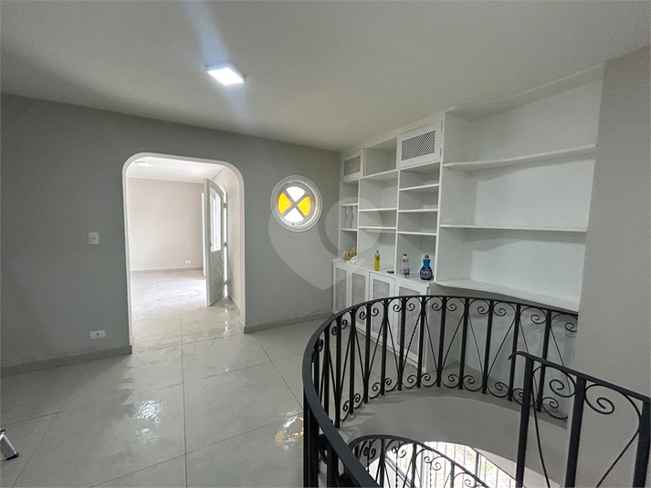 Foto REO1132920