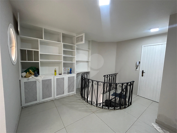 Foto REO1132920