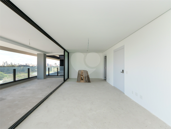 Foto REO1132924