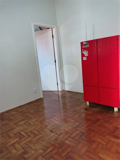 QUARTO DE FORA