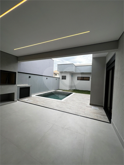 Foto REO1132966