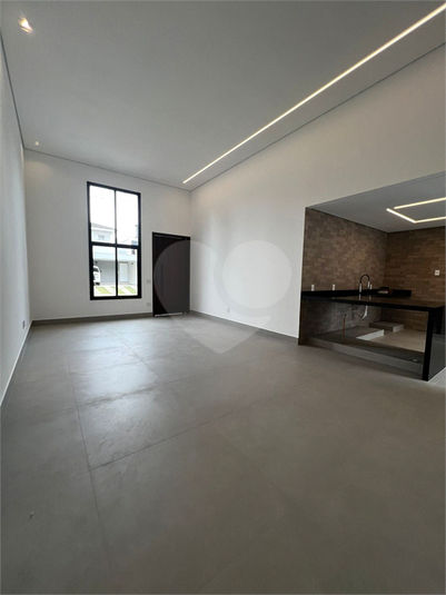 Foto REO1132966