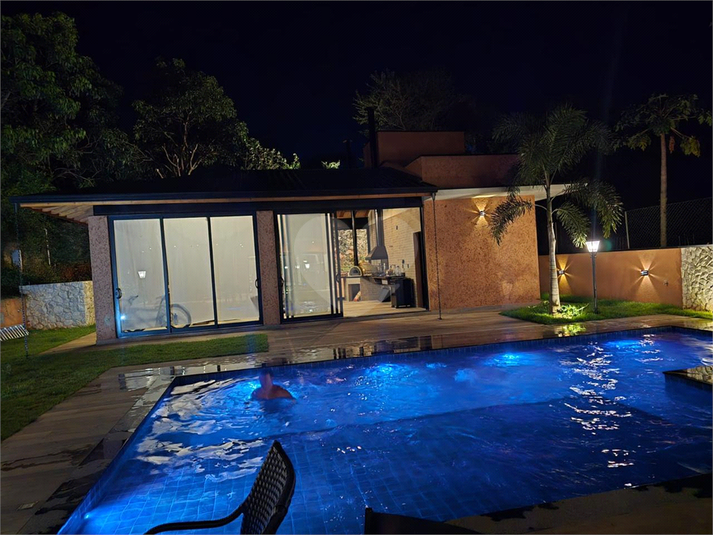 Foto REO1132978