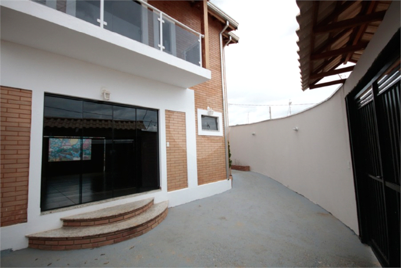 Foto REO1132991