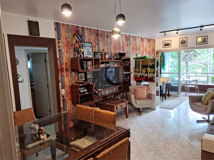 Foto REO1132992