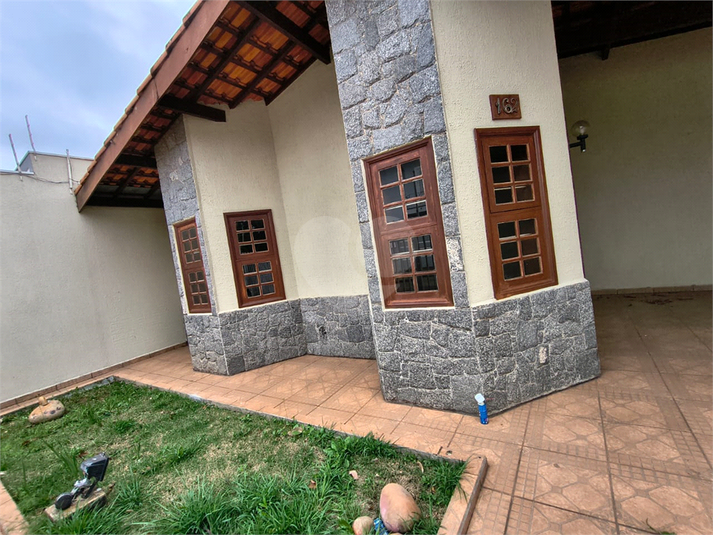 Foto REO1132993