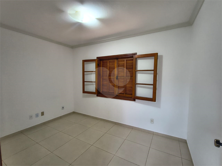 Foto REO1132993