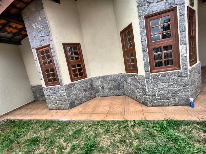 Foto REO1132993