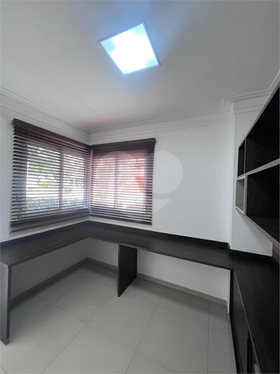 Foto REO1133022