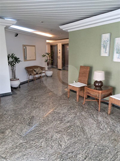 Foto REO1133023