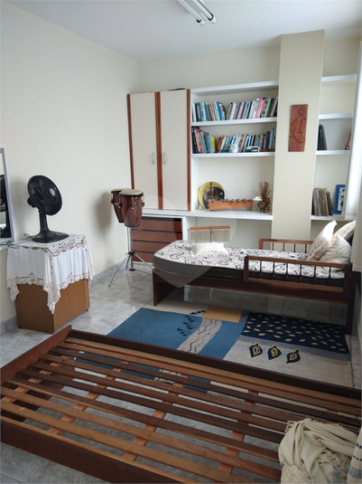 Foto REO1133030